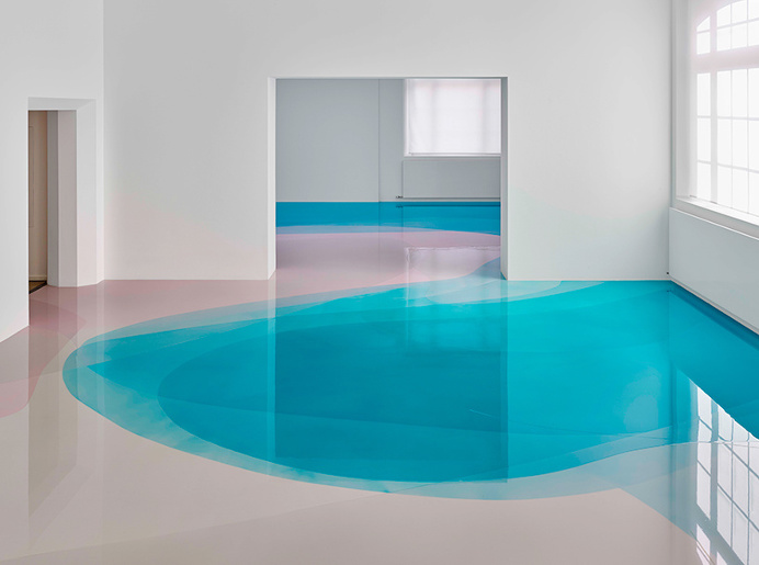 Peter Zimmermann im Museum für Neue Kunst flood pool installation