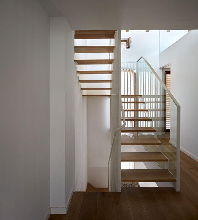 Small House Renovation in Valencia