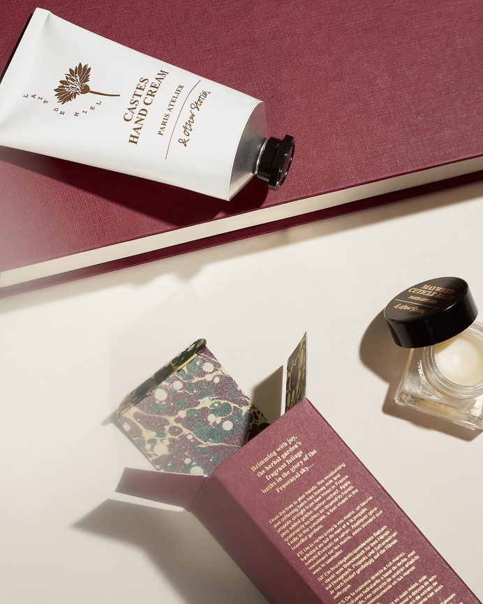 An epistolary visual language for & Other Stories' Paris Atelier. Packaging designed in collaboration with the creative team at Stories.