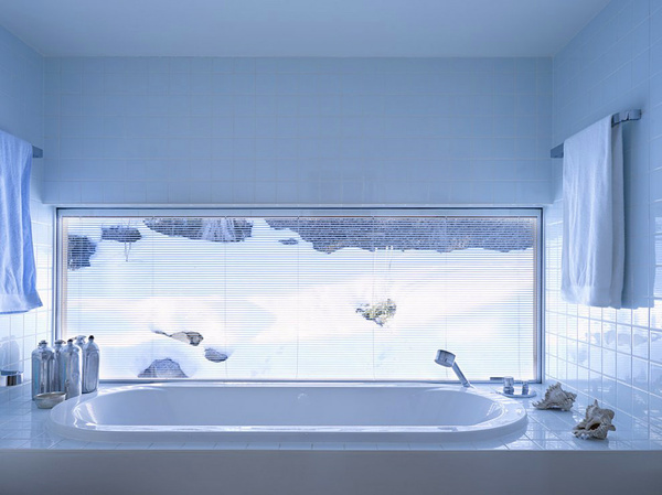 Modern Bathroom Decor and Organization #interior #design #bathroom #bathtub #decoration