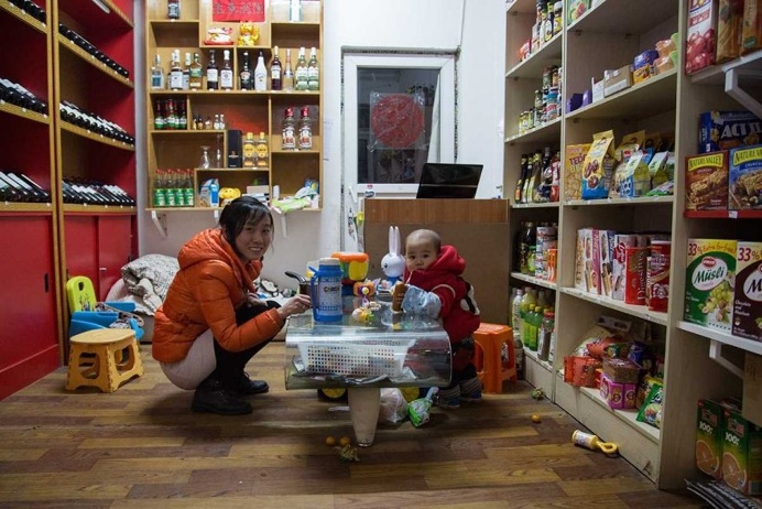 Symbiosis of Working and Living: Claustrophobic Homes of Beijing by Alina Fedorenko