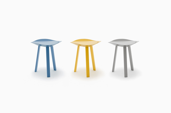 Plectrum Table