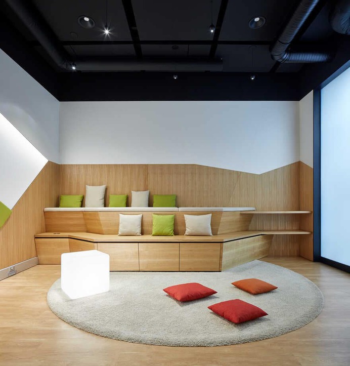 Innovative Workspace for Department G, ŠKODA AUTO Mladá Boleslav