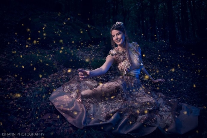 Conceptual and Fine Art Portrait Photography by Isabelle Hanneuse