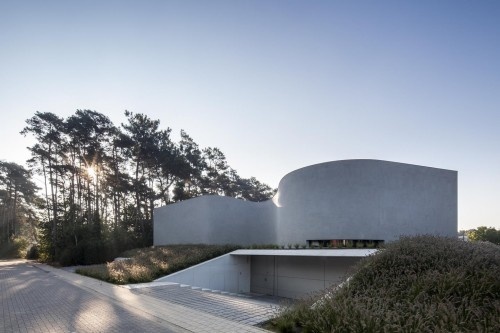 Office O architects: VILLA MQ
