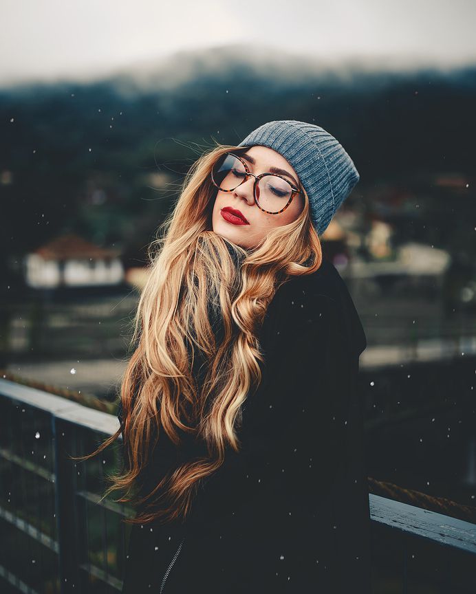 Portraitist — Fabulous Female Portrait Photography by Luiz...