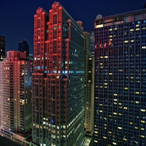 tumblr_lcz7pxN12p1qzejjso1_500.jpg 500×500 pixels #night #tall #building #architecture