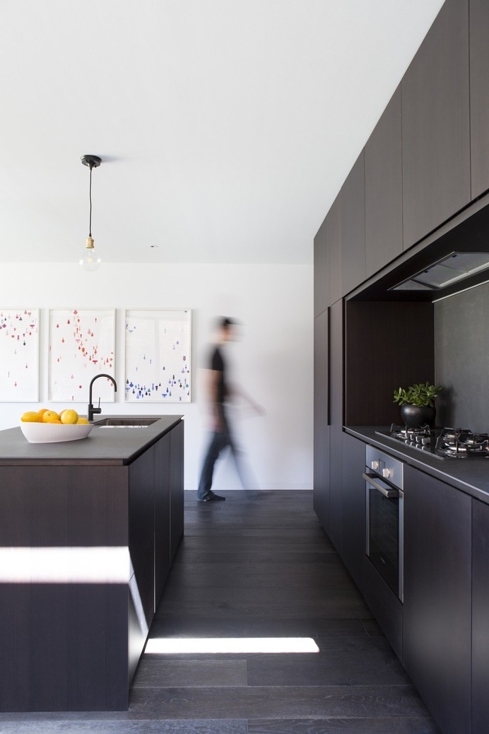 Llewellyn House by Studioplusthree
