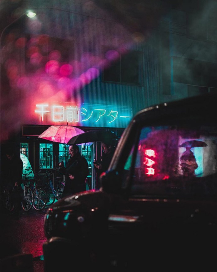 Cyberpunk and Cinematic Urban Photos in Japan by Omi Kim