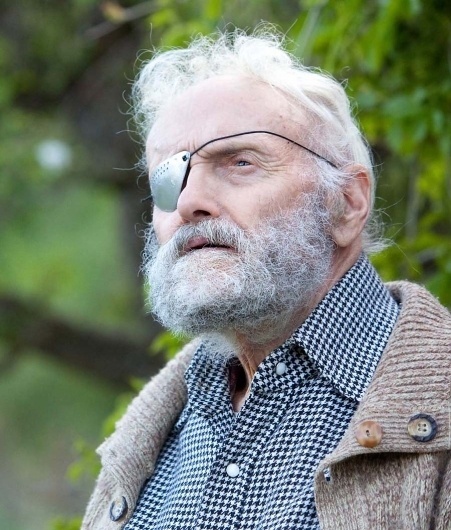 STONEY-VERN.jpg 900×1,056 pixels #fashion #beard #eyepatch