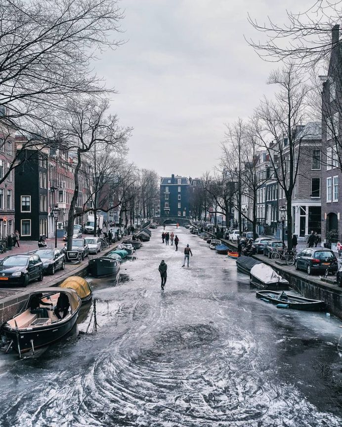 Stunningly Beautiful Street Photos of Amsterdam by Een Wasbeer