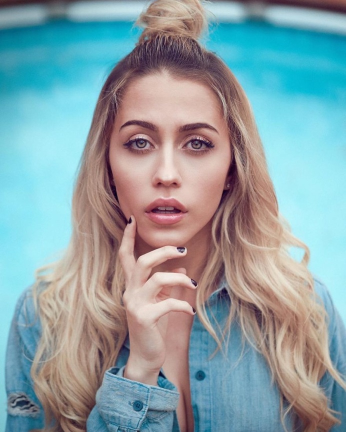 Beautiful Portrait Photography by Pisal Chan