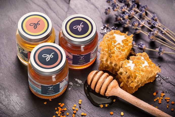 Jola Honey Mix - Mindsparkle Mag Tough Slate Design Branding Agency deisgned Jola Honey Mix – a Bright and Innovative Packaging created to attract younger audiences. #logo #packaging #identity #branding #design #color #photography #graphic #design #gallery #blog #project #mindsparkle #mag #beautiful #portfolio #designer