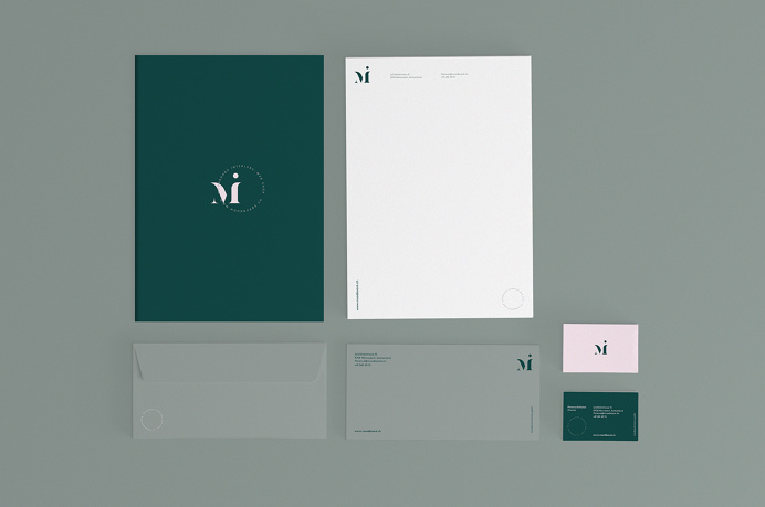 moodboard interiors branding corporate design logo minimal beautiful Madelyn Bilsborough Sydney, Australia mindsparkle mag