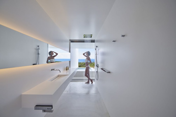 Emil Nakijin Hotel by Shinichi Ogawa and Associates