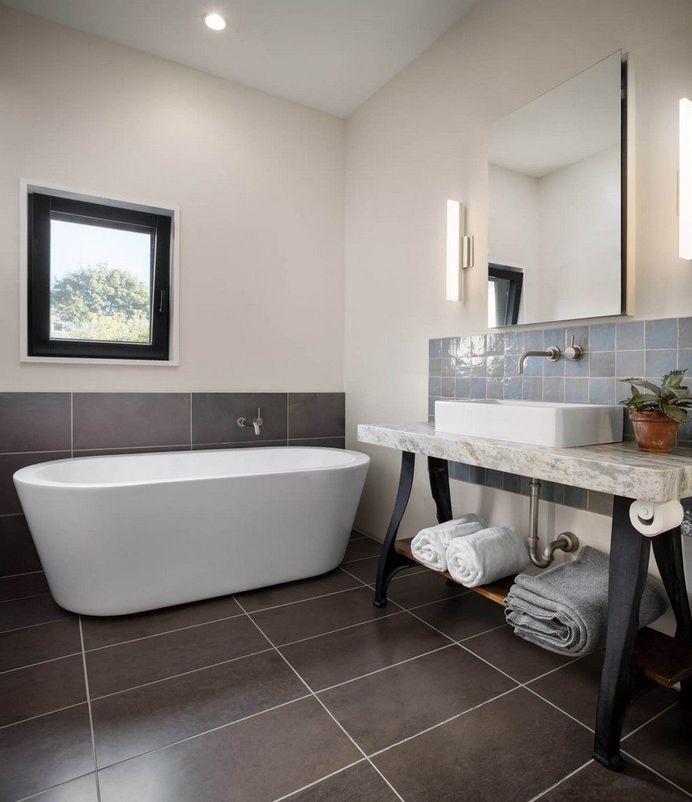 Quebec Street Residence in Portland, GO Logic 7