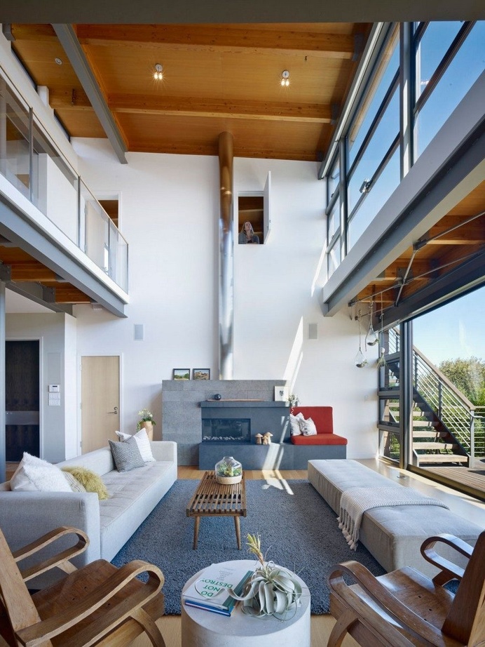 Modern Hillside Home 6