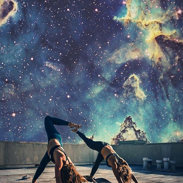 Happy Friday Frothers 💫Our trainers are seriously outta this world - Exhibit A: @yog_anna who hosts Rock. Roll. Flow - Hot Vinyasa in a recording studio - uh what?! 😱 Now.. time to pick your jaw off the floor & check our link in bio for some more stellar sessions ✨💫 . . Yogi photo by @shelbycarol 🙌🏼 galaxy edit by @go.sesh 🤙🏼