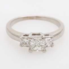 Ladies ring with diamonds,