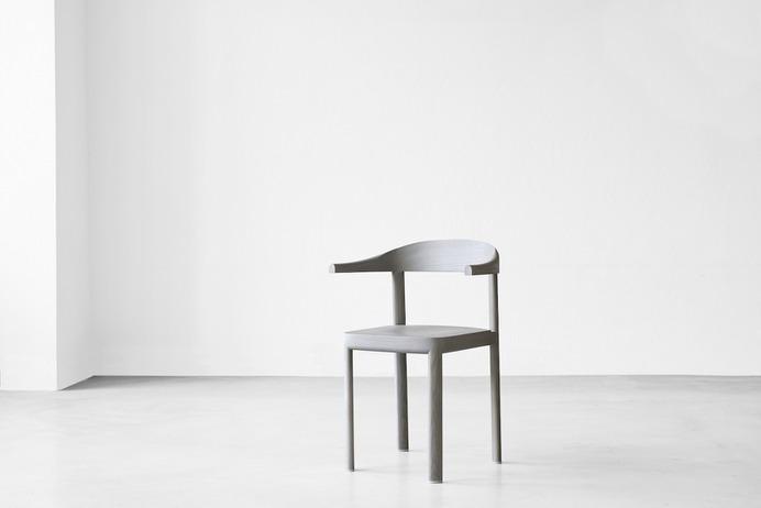 Curv Chair by Jörg Boner