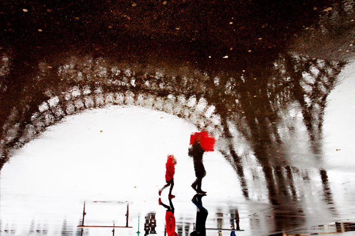 Beautiful Paris Photo in The Rain by Christophe Jacrot #paris #BeautyPhoto