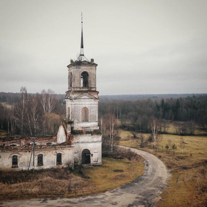 Abandoned Russia: Urbex Photography by Kseniya Savina