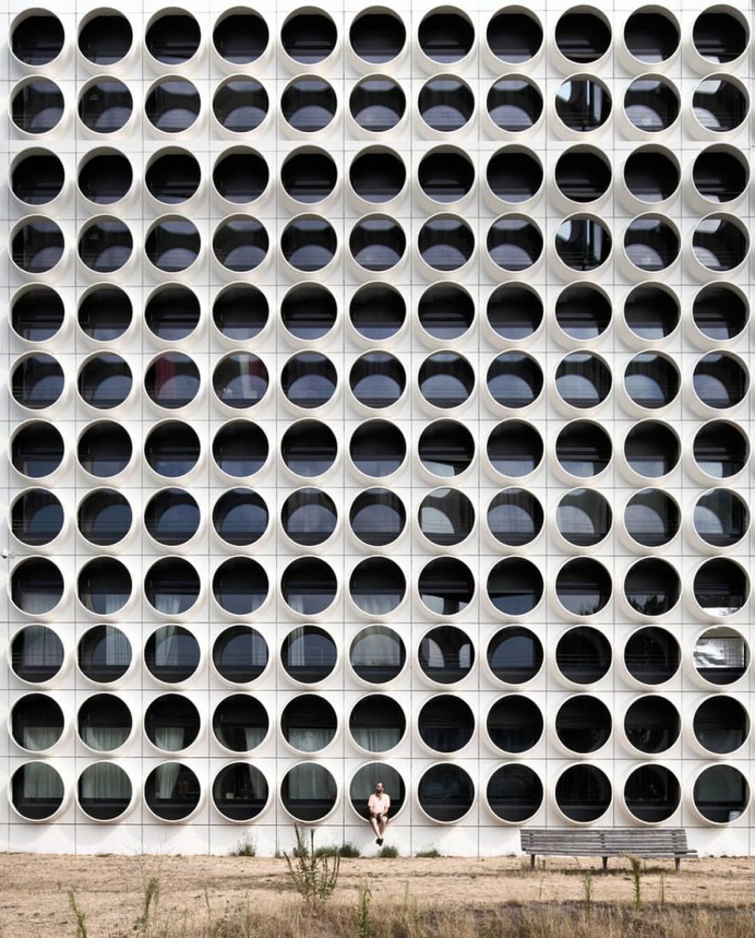 Creative and Minimalist Architecture Photography by Andrea Boni