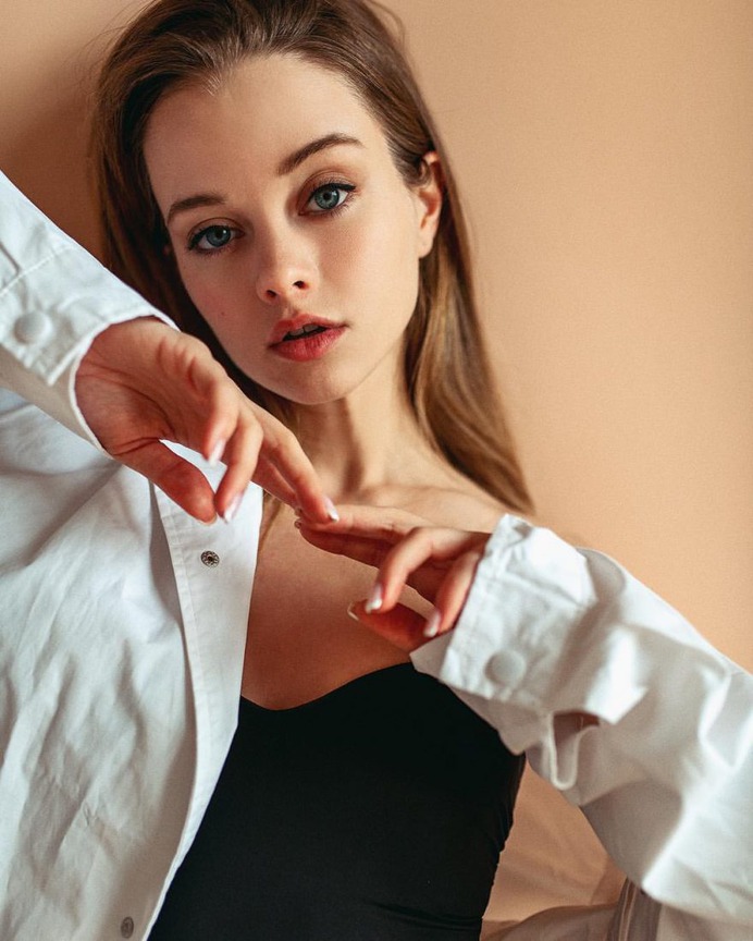 Gorgeous Beauty and Street Style Photography by Yuriy Lyamin