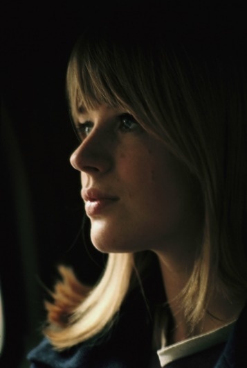 tumblr_m04fy2IXlE1qbgzk9o1_500.png 500×741 pixels #woman #photography #vintage #portrait