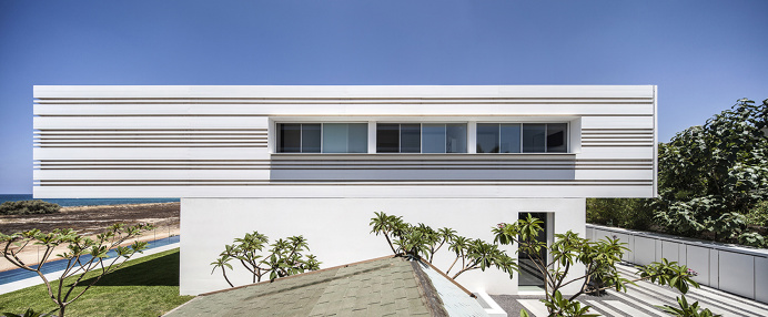 John & Douglas | Minimalist Architecture #minimal #minimalist #minimalarchitecture #architecture