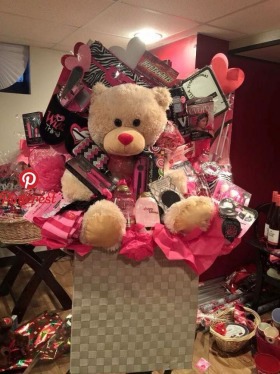 - makeup gift basket