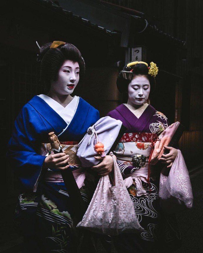 Cinematic Street Photography in Japan by Jude Allen