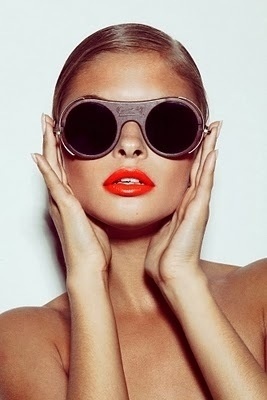 Diamonds and Gold on we heart it / visual bookmark #5637409