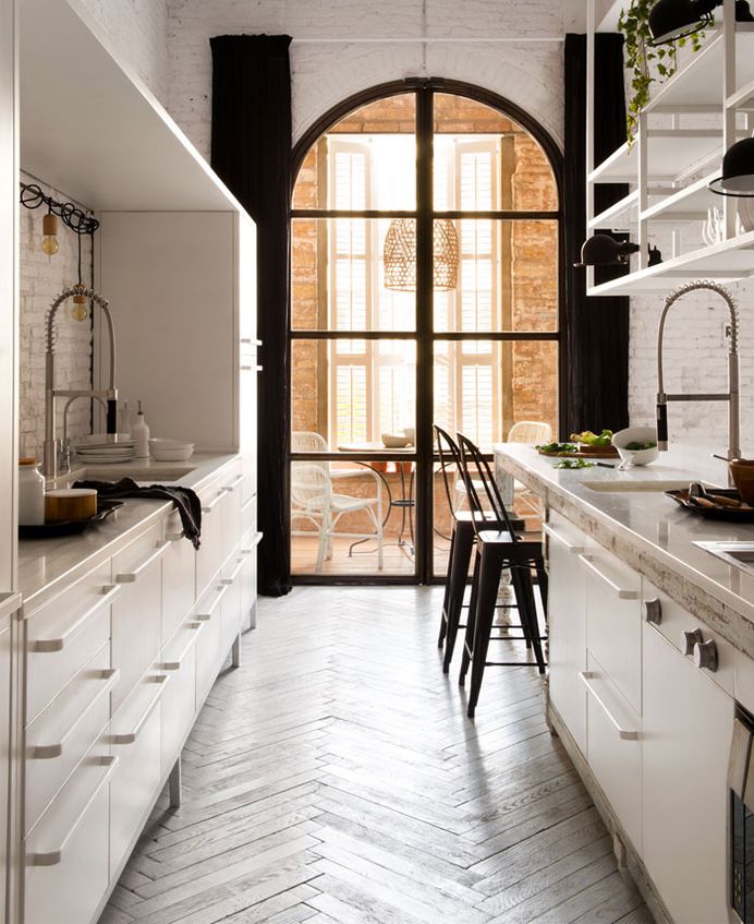 Marta Castellano Restored an old Home in Barcelona