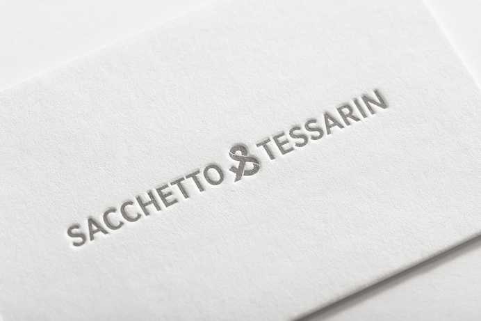 Complete Project on Behance: https://www.behance.net/gallery/41489363/Sacchetto-Tessarin-Law-Firm-Branding Sacchetto & Tessarin is a law fi #branding #businesscards #letterpress #monogram #firm #stationery #letterhead #law #lawyer