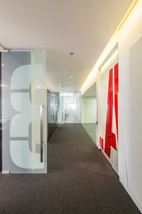 Gensler London Office on Behance #graphics #wall