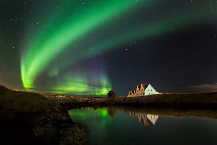 Fantastic Northern Lights Photos by Simona Buratti and Arnar Kristjansson