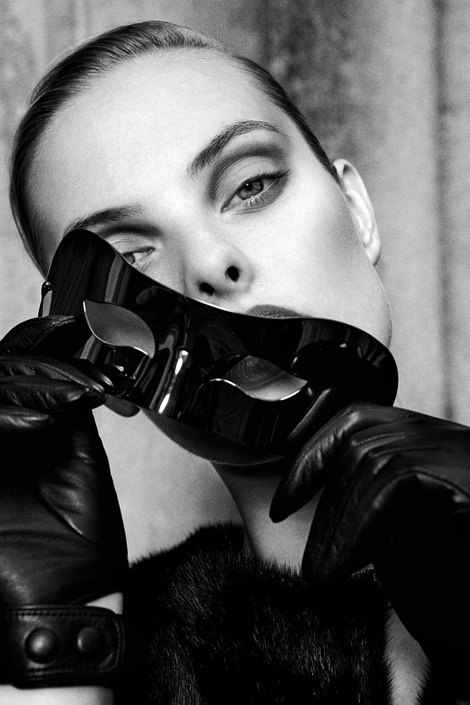 Dioni Tabbers by Jenny Brough for L'Officiel Ukraine #fashion #model #photography #girl