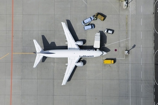 Extraordinary Shots from the Sky - My Modern Metropolis #runway #aeroplane #photography #airport