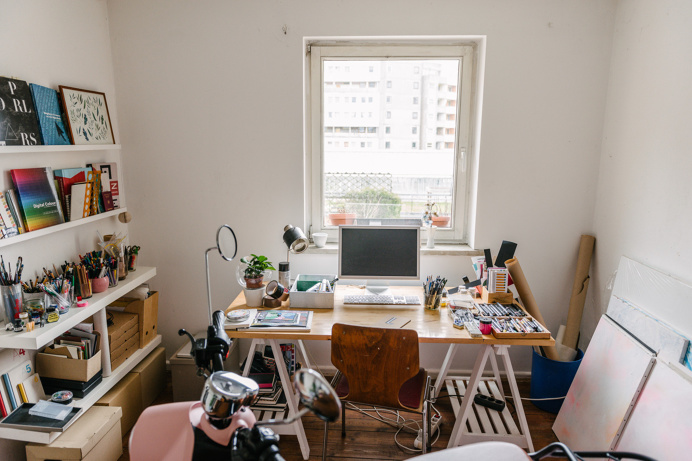 desk