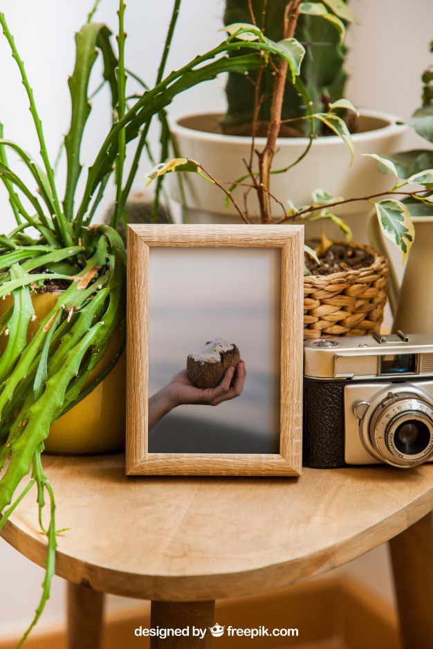 Frame mockup decoration with camera Free Psd. See more inspiration related to Flower, Frame, Mockup, Floral, Wood, Template, Camera, Table, Leaves, Floral frame, Mock up, Plant, Decoration, Creative, Flower frame, Interior, Plants, Decorative, Wooden, Creativity, Pot, Botanical, Up, Decor, Wood frame, Wooden table, Flower pot and Mock on Freepik.