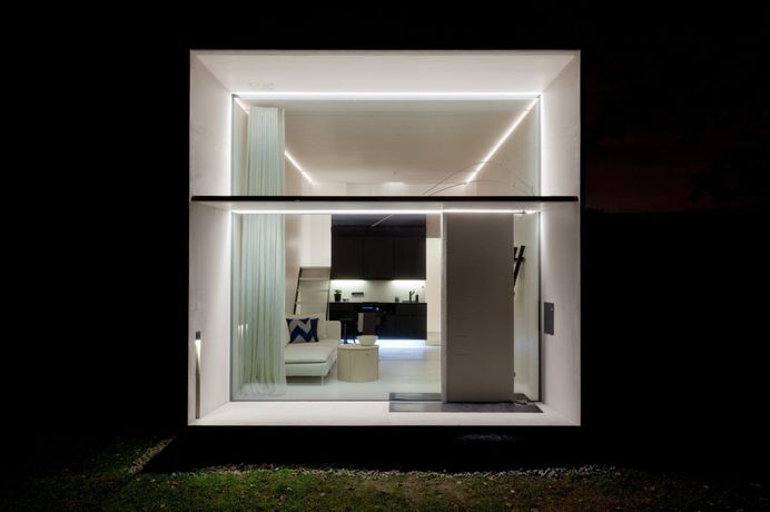 KODA | Prefabricated Tiny House by Kodasema