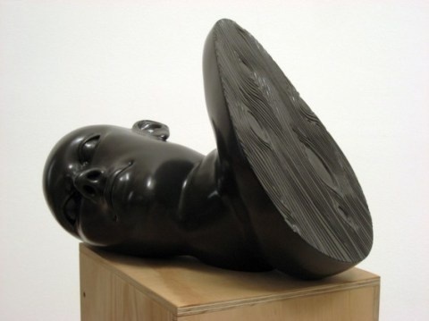 Tanya Batura | PICDIT #sculpture #white #head #black #art
