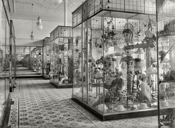 Shorpy Historical Photo Archive :: Hat Mart: 1915 #museum