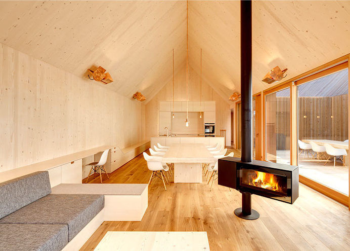 Timber House – Welcoming and Fresh Creation of KUHNLEIN Architektur - #decor, #interior, #homedecor, #interiordesign, #lamp, #design