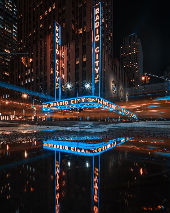 Urban Night Photography in New York City by Charles Ivan Ong