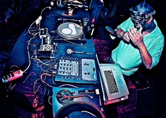 Photos: Metal Face Doom DJing at Roc Raida Tribute, Paris | Stones Throw Records #doom #mf #throw #stones