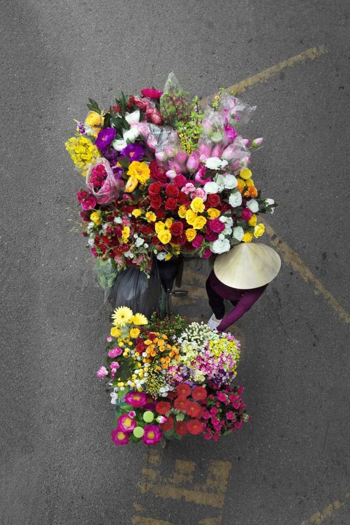 The Street Vendors in Hanoi from Above by Loes Heerink