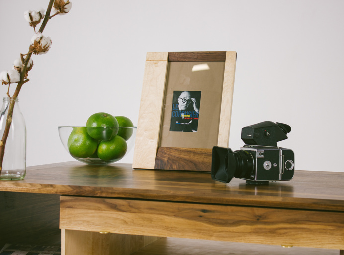 Photo Frame CBS 1114 Fly Massive Millworks #fly #massive #millworks #frame #walnut #wall #interior #modernism #wood