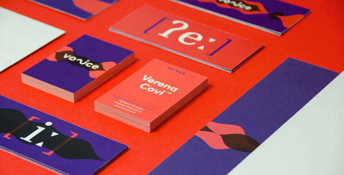 voice — speech and voice training branding corporate design blue red mindsparkle mag business card branding corporate design blue red inte
